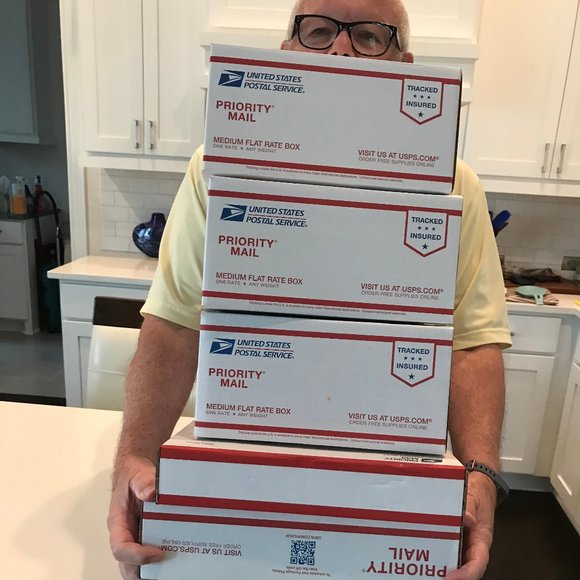 Dani & George 5 Star Rated 🌟Posh Ambassador II - Picture 3 of 15